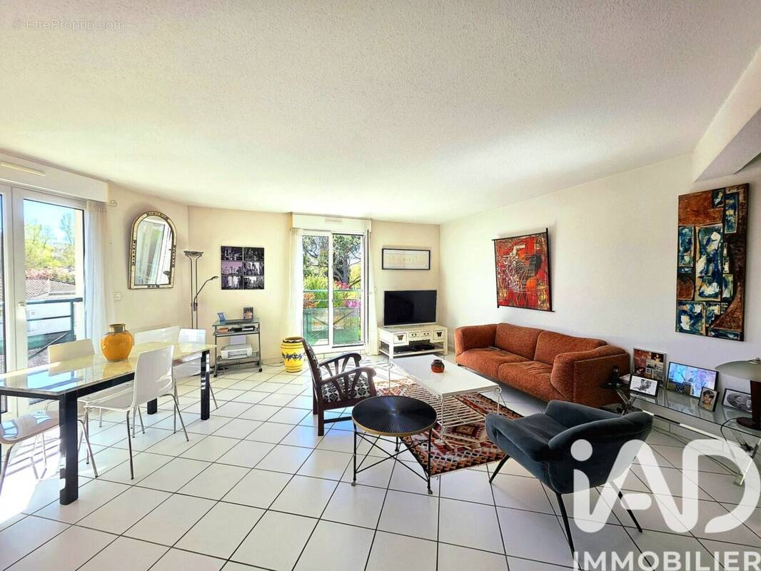 Photo 1 - Appartement à SAINT-MEDARD-EN-JALLES