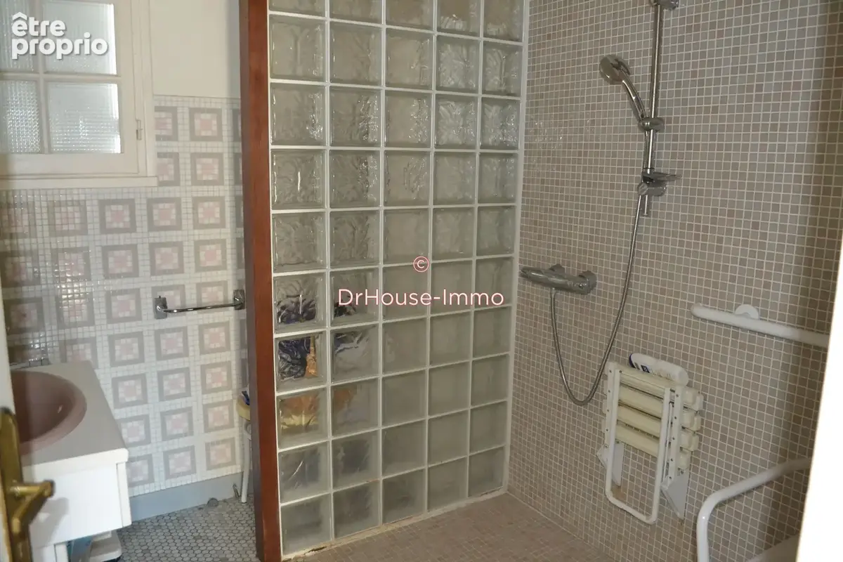 Maison 143 m² à Neuilly-En-Dun  - photo 16