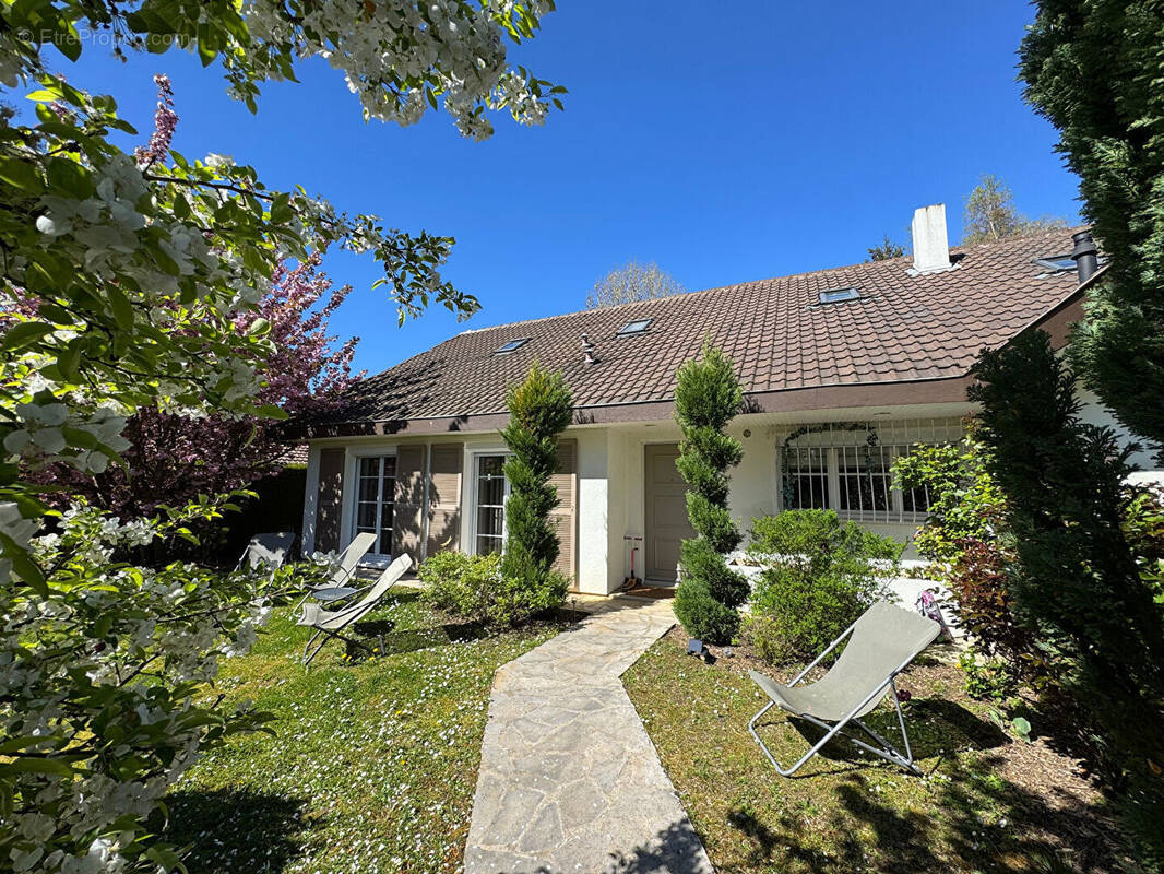 Maison à CHAVENAY