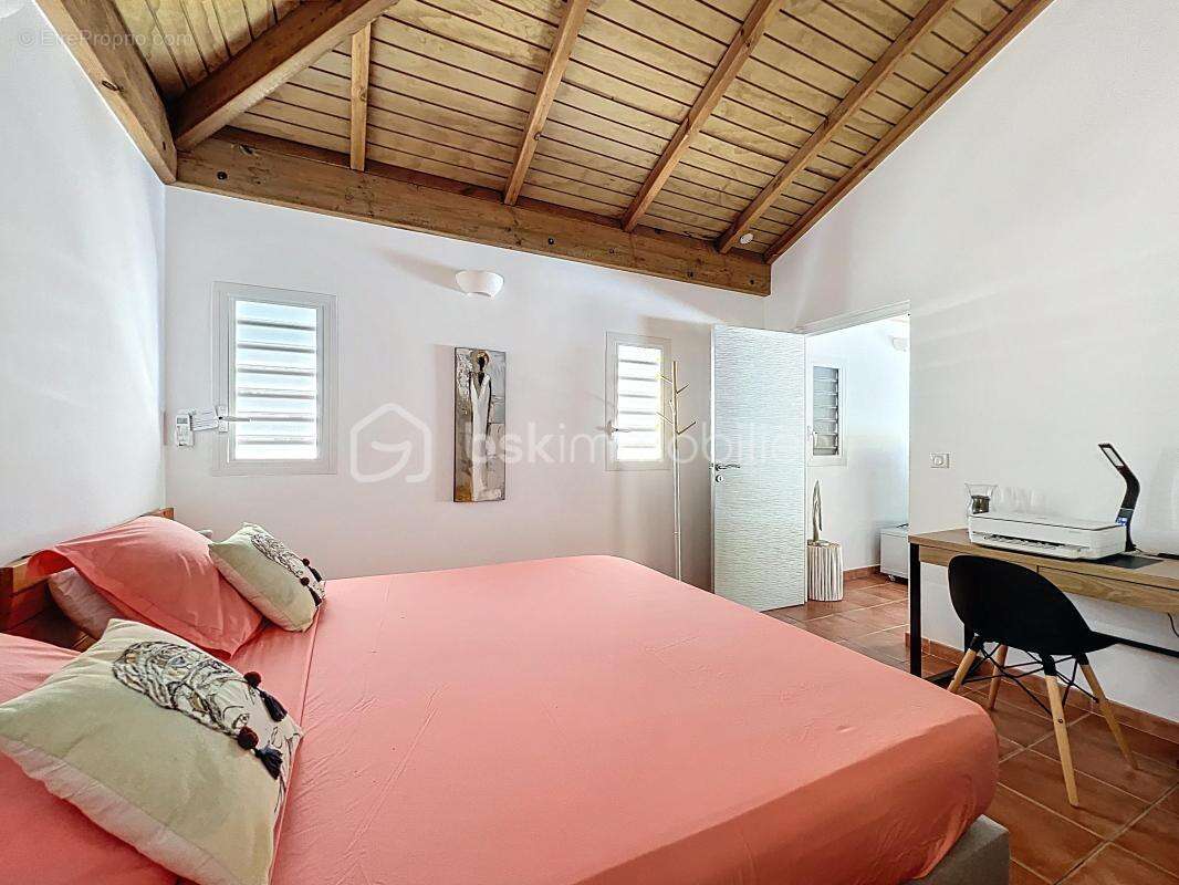 Villa T4 de standing meublée avec piscine - photo 13