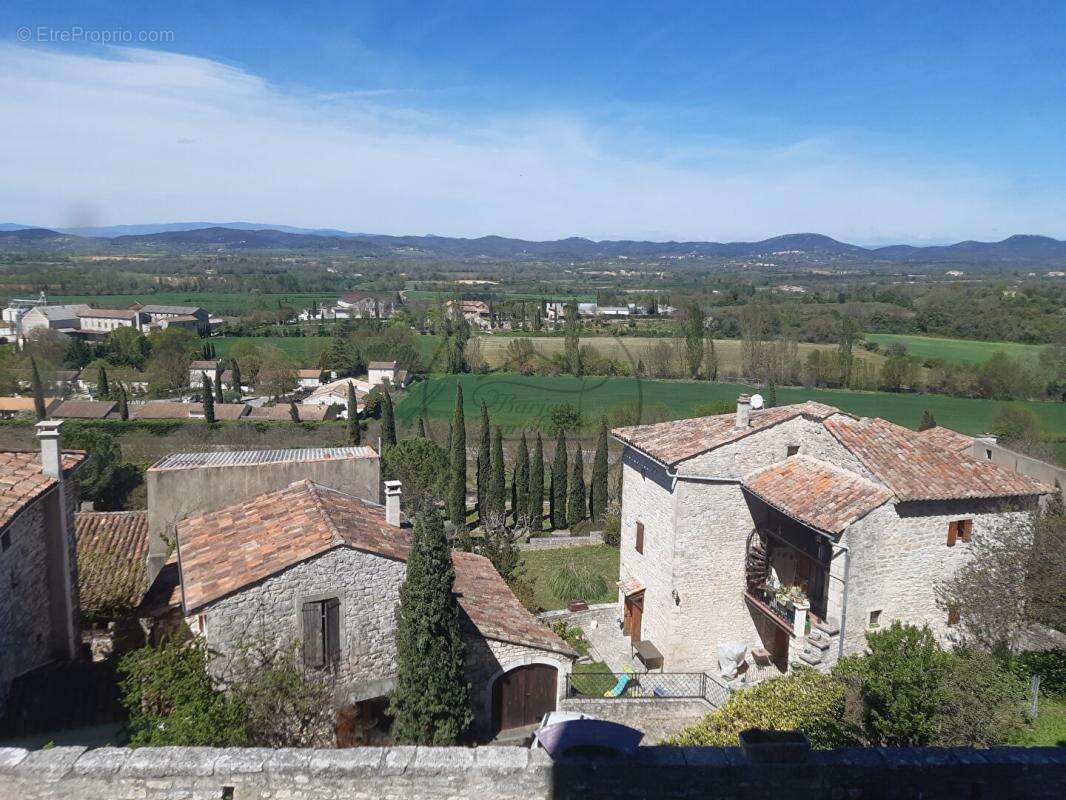 Maison à BARJAC