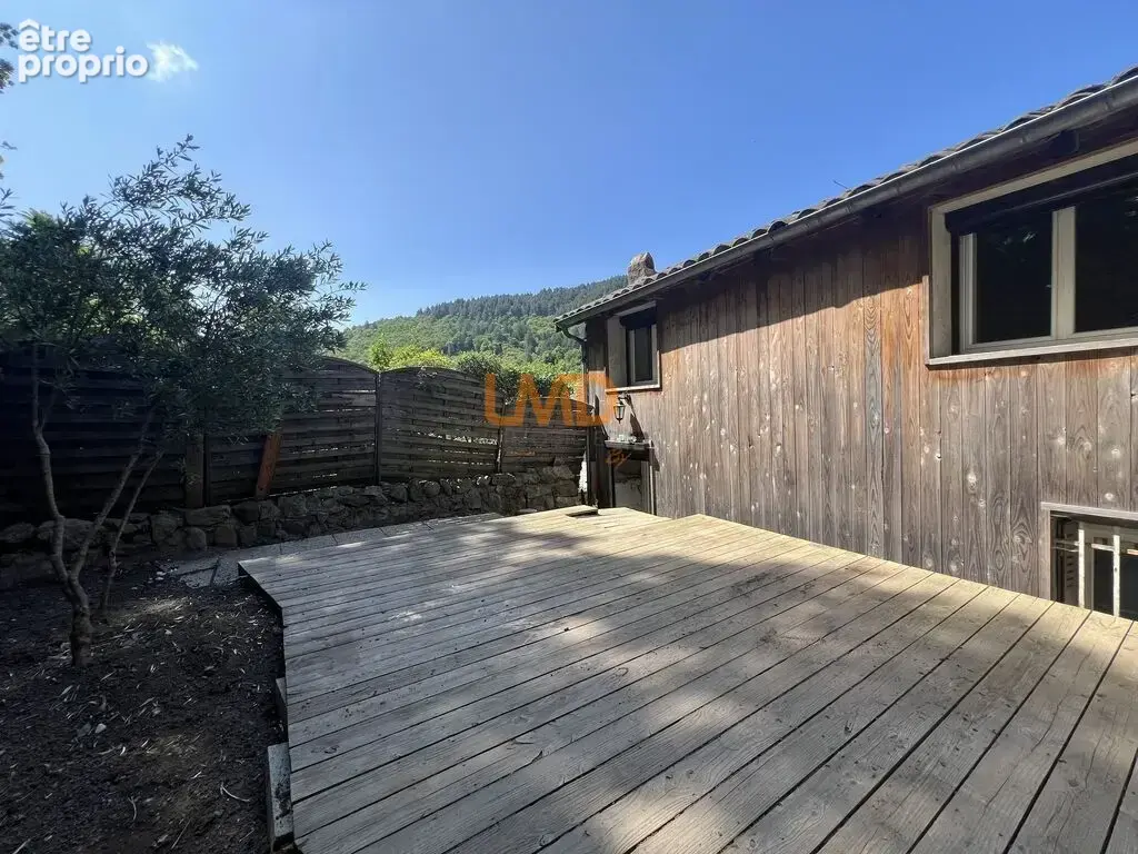Maison rénovée avec grand garage et terrasse – Antraigues-sur-Vo - photo 17