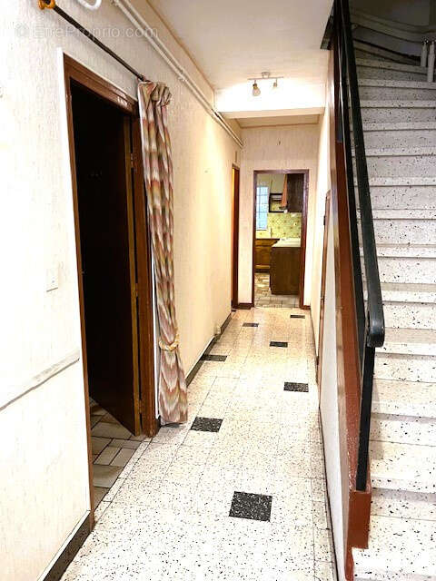 A vendre maison de ville a etage cour cave    limoux - photo 5
