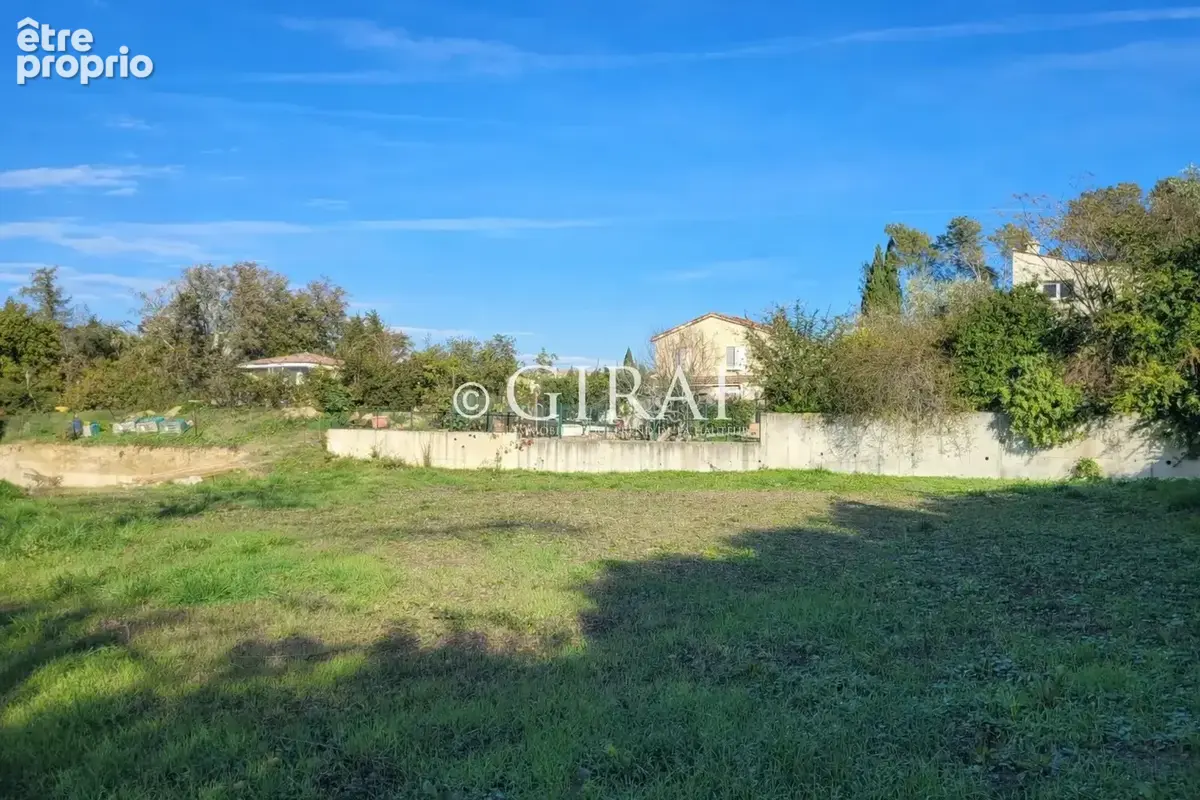 Opportunité rare   terrain avec permis de construire purgé de tout recours - photo 2