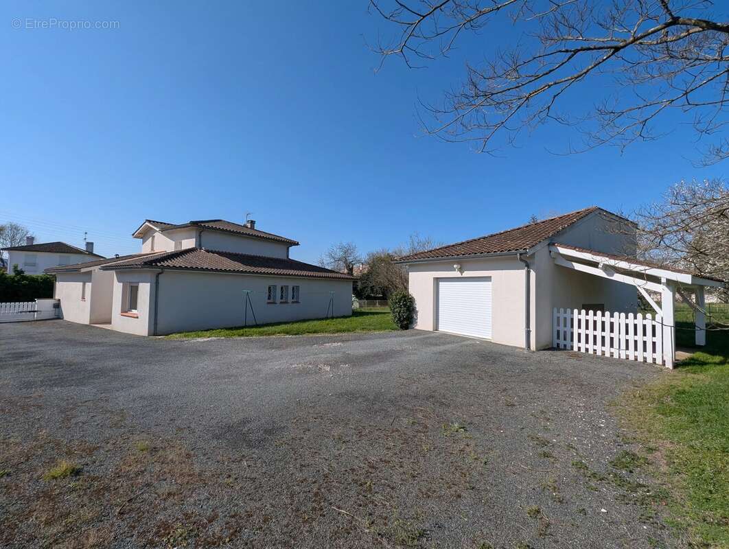 Maison à VILLENEUVE-SUR-LOT