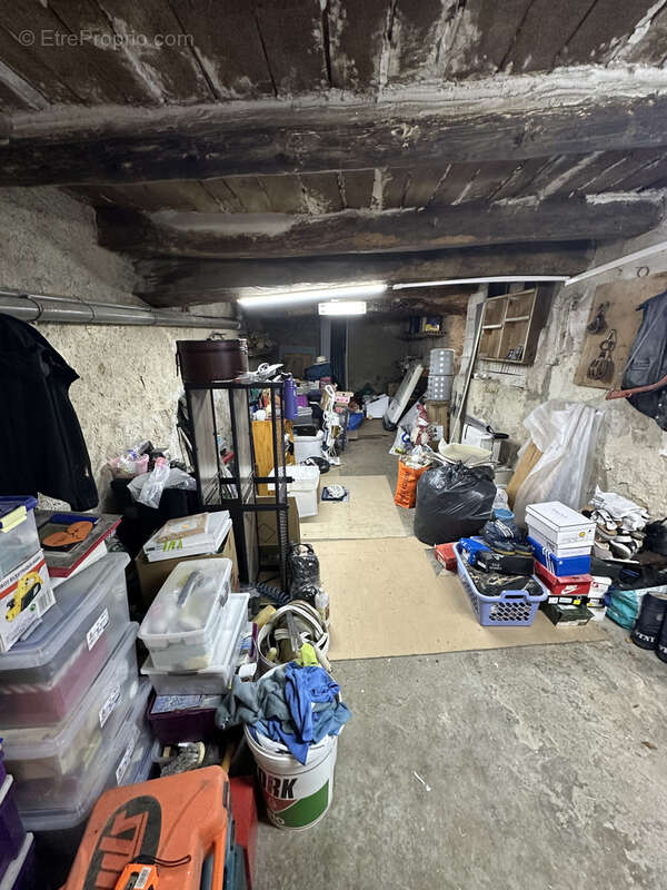 Maison à SOLLIES-TOUCAS