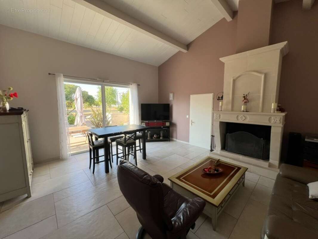 Maison à vendre saint georges des coteaux (17) - photo 6