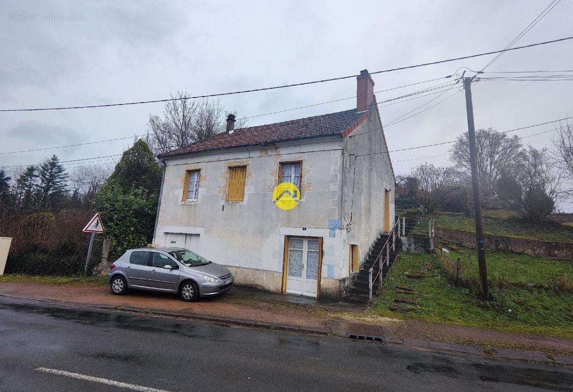 Maison à JOUET-SUR-L&#039;AUBOIS