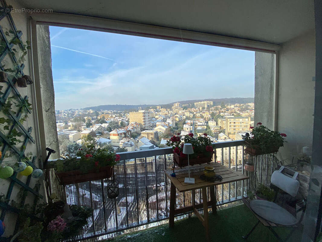 Appartement à CHAVILLE