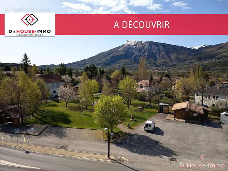 Appartement à LA ROCHE-DES-ARNAUDS