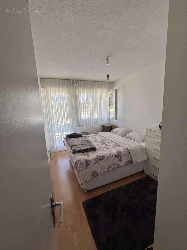 Appartement à PONT-SAINT-ESPRIT