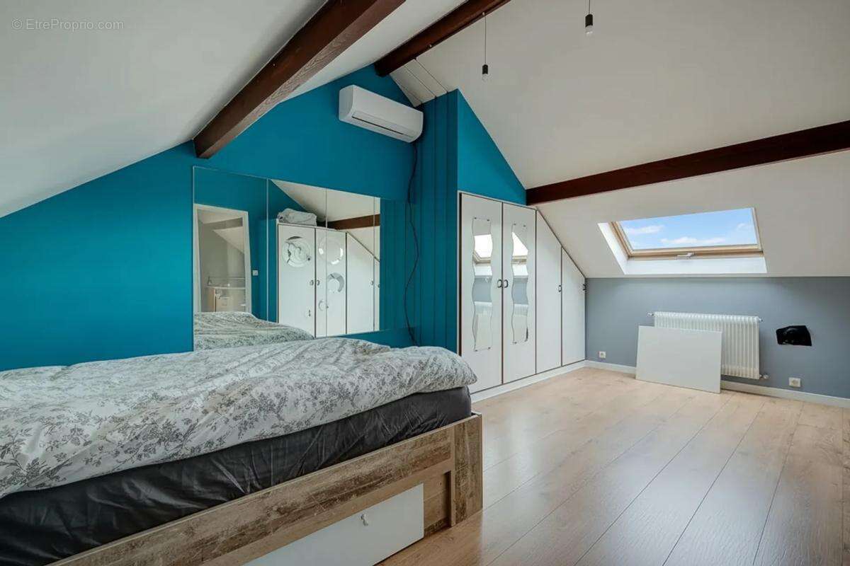 Appartement à BOIS-D'ARCY