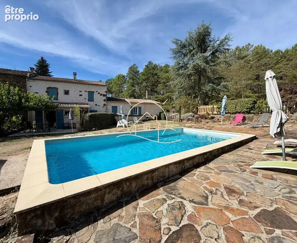 Photo Maison à Gagnieres au prix de 320 000€