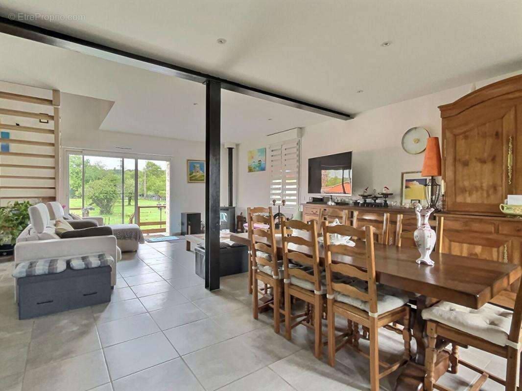 Maison à SAINT-AGNE