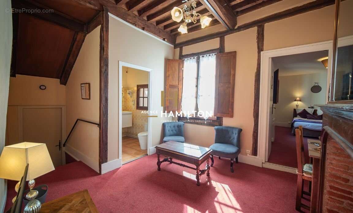 Maison à CORDES-SUR-CIEL