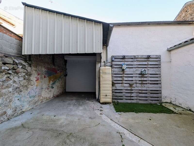 Maison à NUEIL-LES-AUBIERS