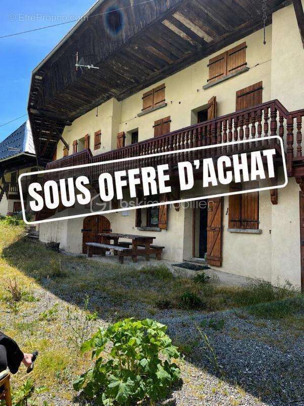 Maison à PONTAMAFREY-MONTPASCAL