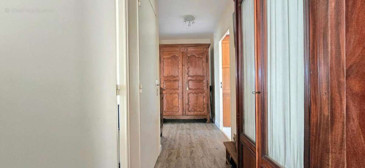 Appartement à LE CANNET