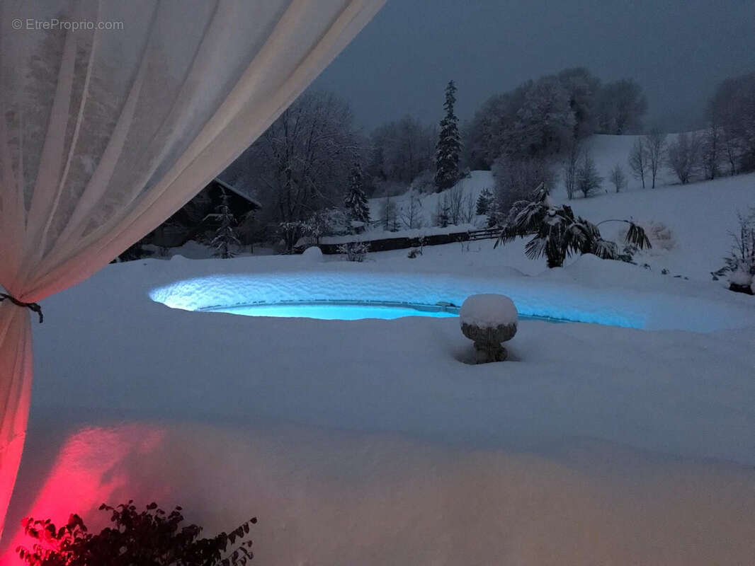 Maison d'architecte 8 pieces - 310m2 - piscine - grand terrain de 2330m2 - garage 62m2 - photo 21