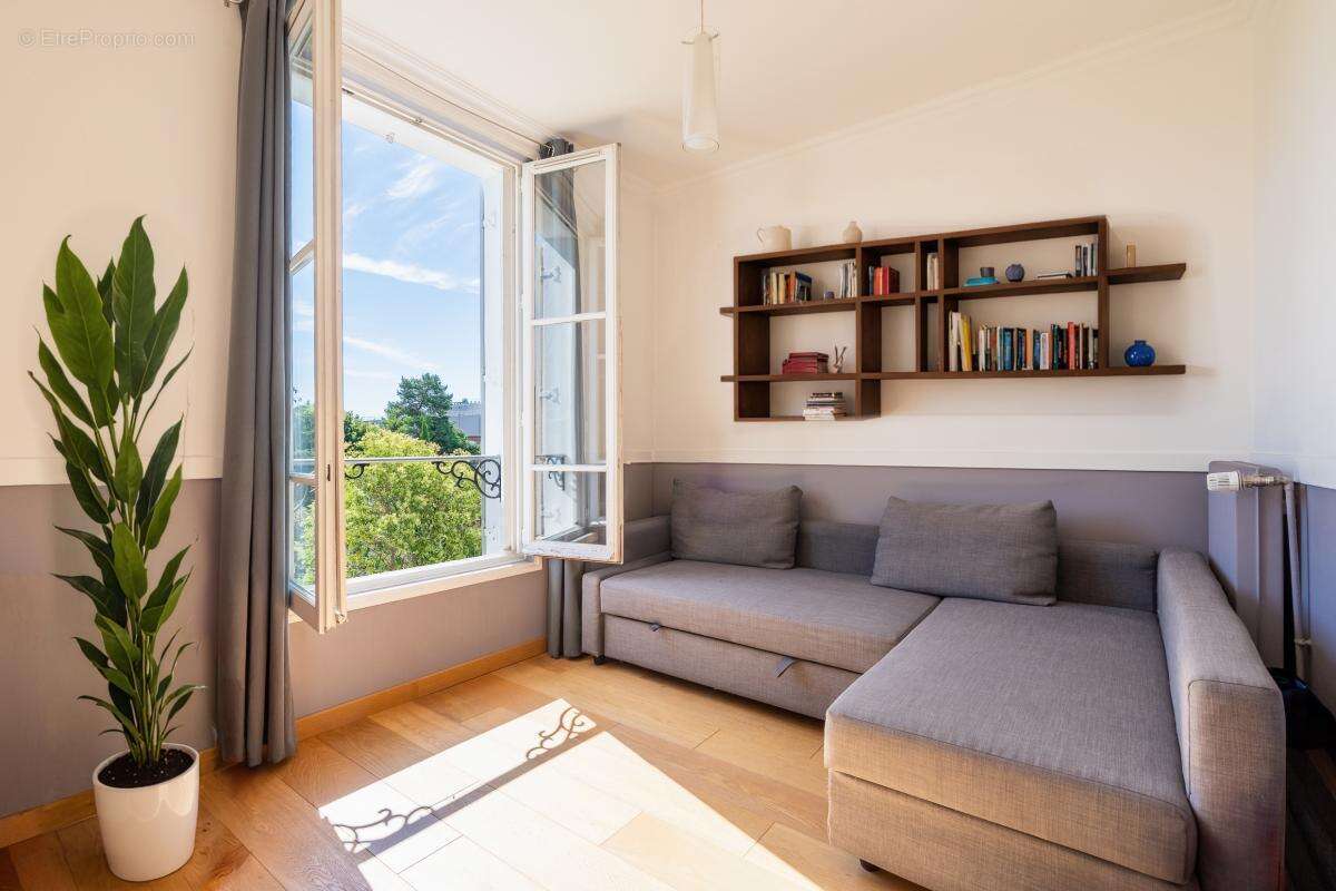 Maison à LE PERREUX-SUR-MARNE