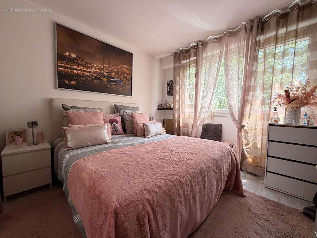 Appartement Aubergenville 4 pièce(s) 75 m2 - photo 6