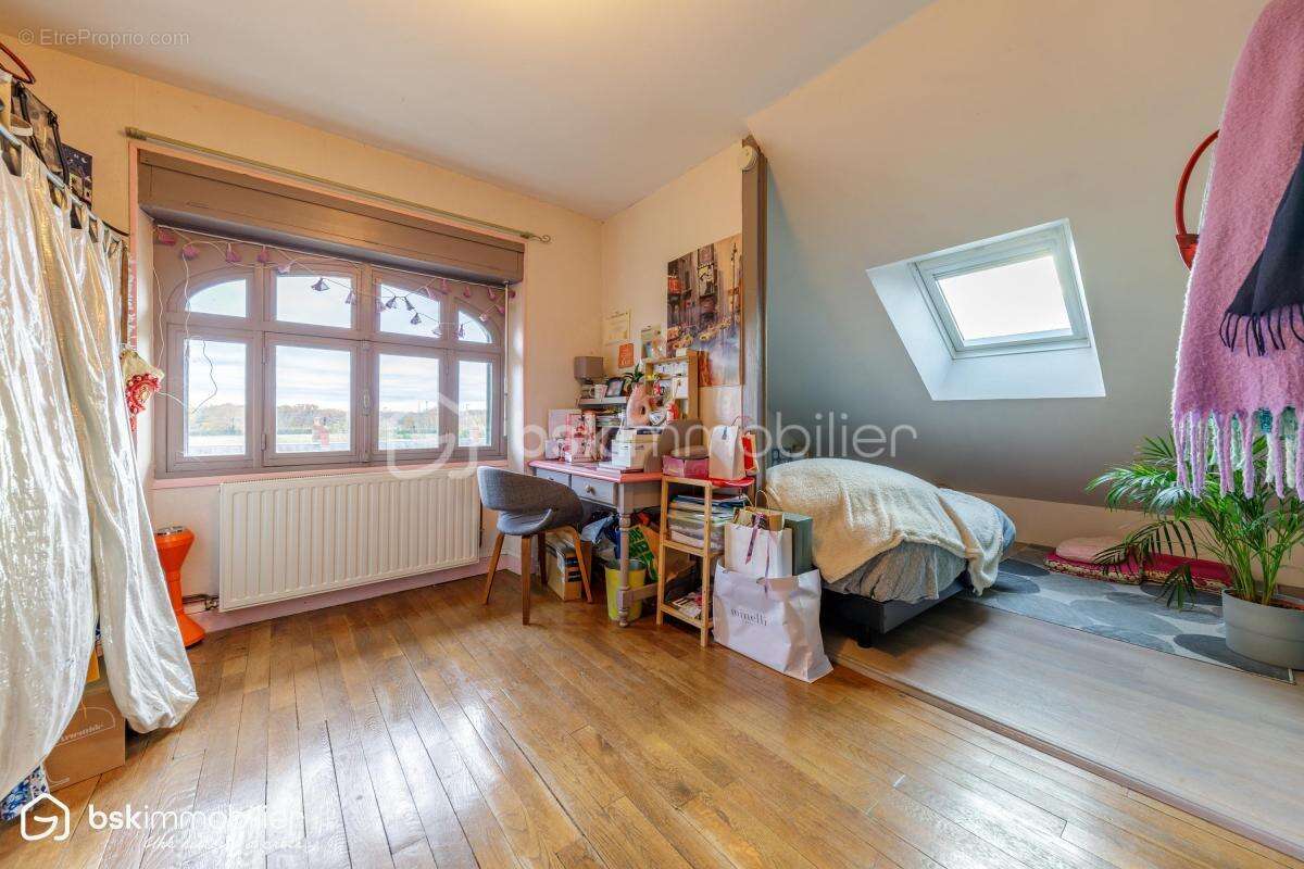 Maison à MONTIERCHAUME