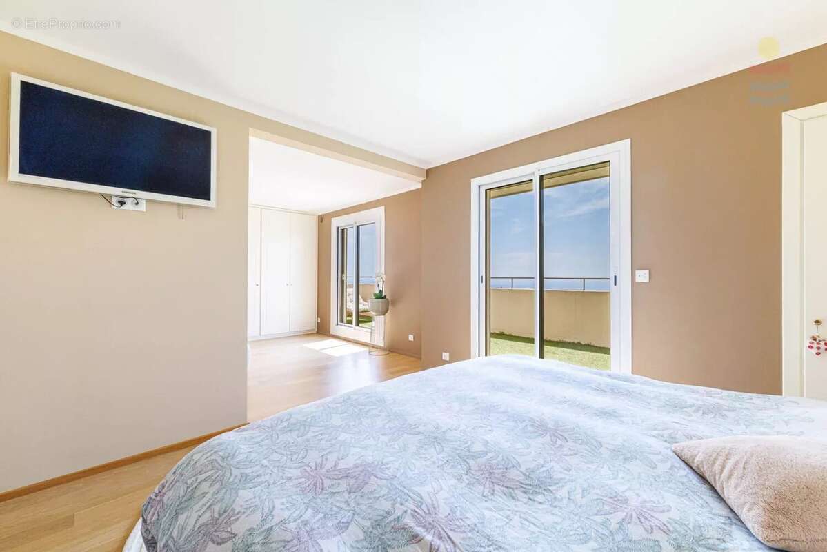 Appartement à VILLEFRANCHE-SUR-MER