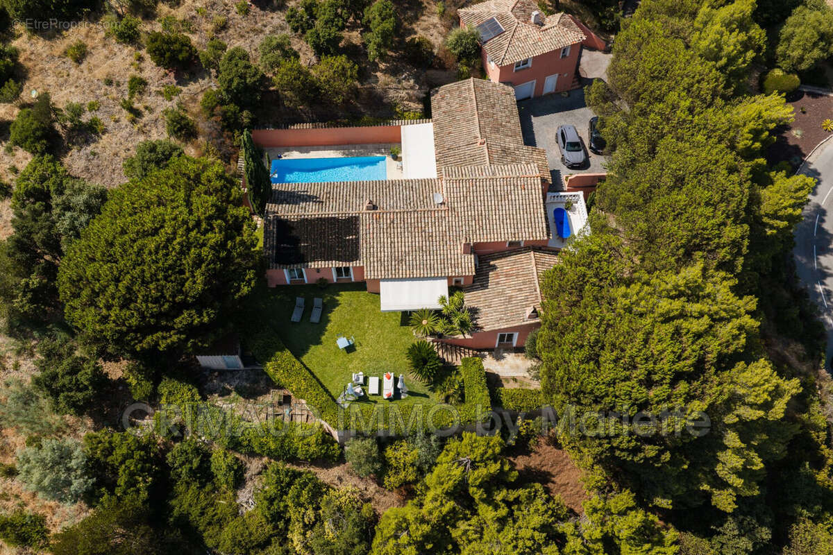Maison 289 m² à Sainte-Maxime  - photo 2