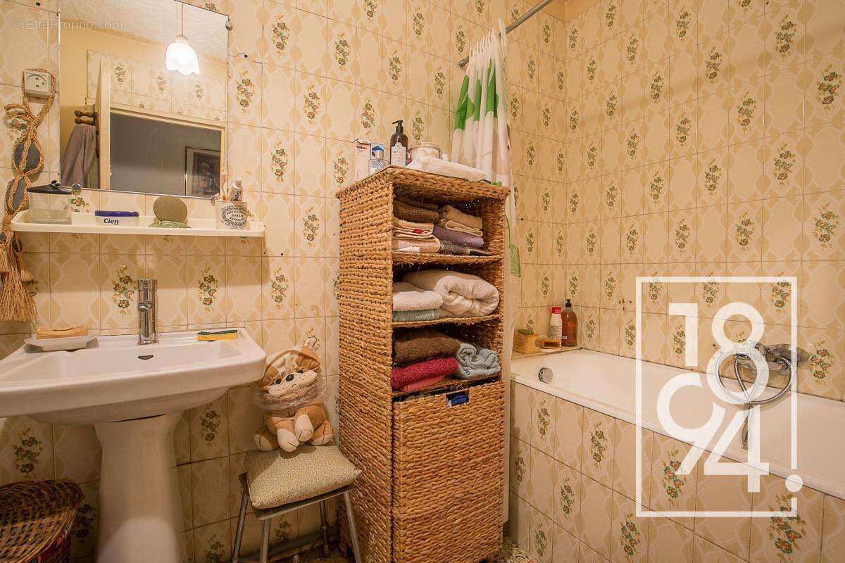 Appartement à MARSEILLE-13E