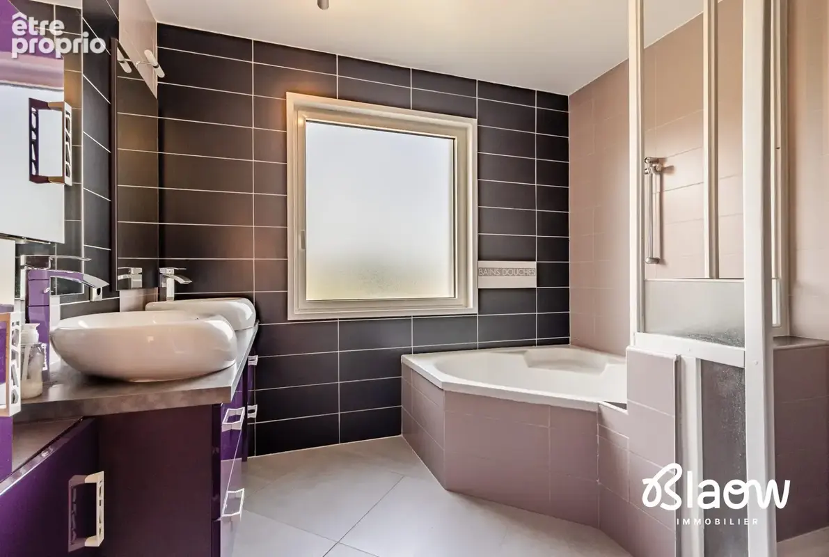 Maison 8 pièces 205 m² à vendre à Genilac (42800) - photo 7