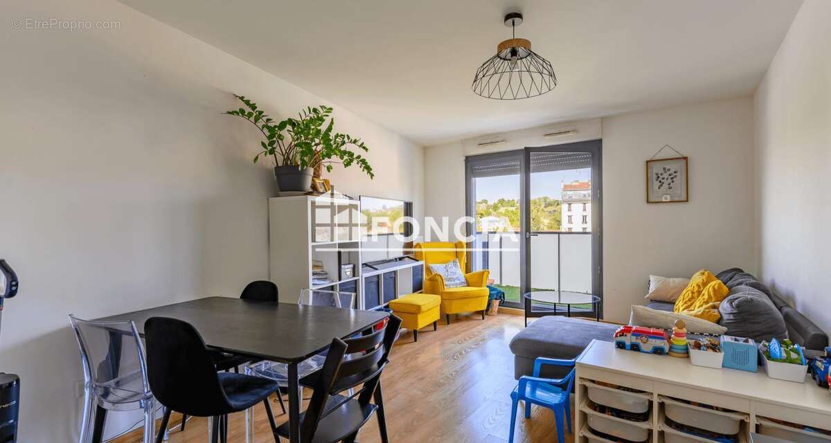 Appartement à LE RAINCY