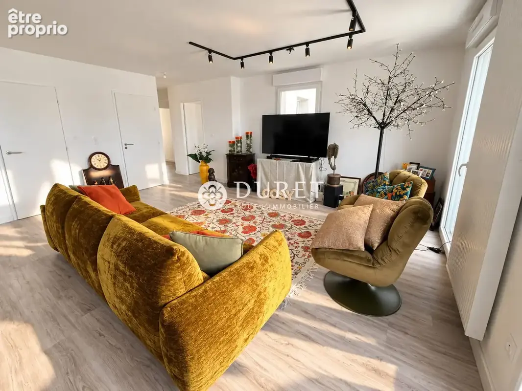 Appartement 5 pièces 115 m² à vendre à Montaigu (85600) - photo 7