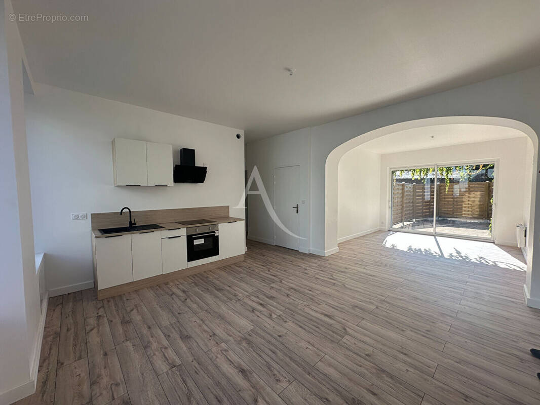 Appartement à NOZAY