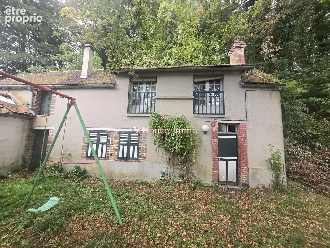 Maison 10 pièces 260 m² à vendre à Chateau-Landon (77570) - photo 3
