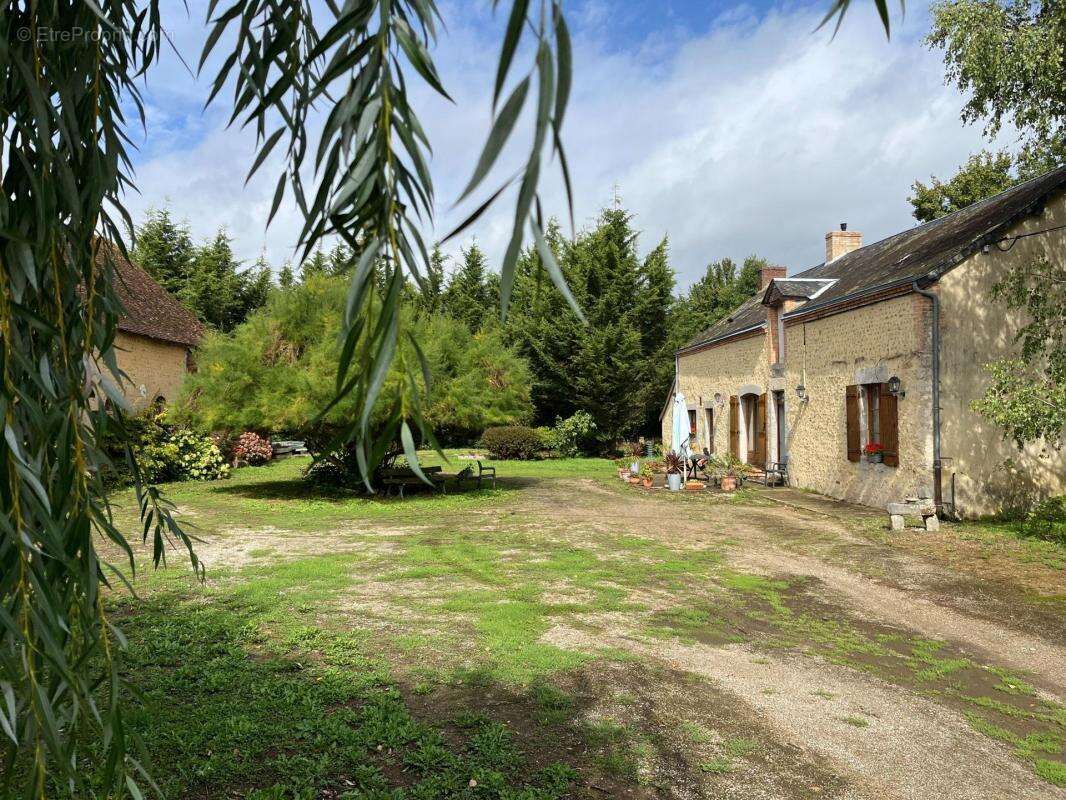 Maison à COULOMBIERS