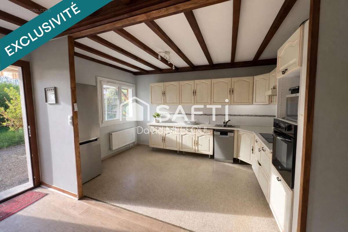 Maison 104 m² à Rignieux-Le-Franc  - photo 5