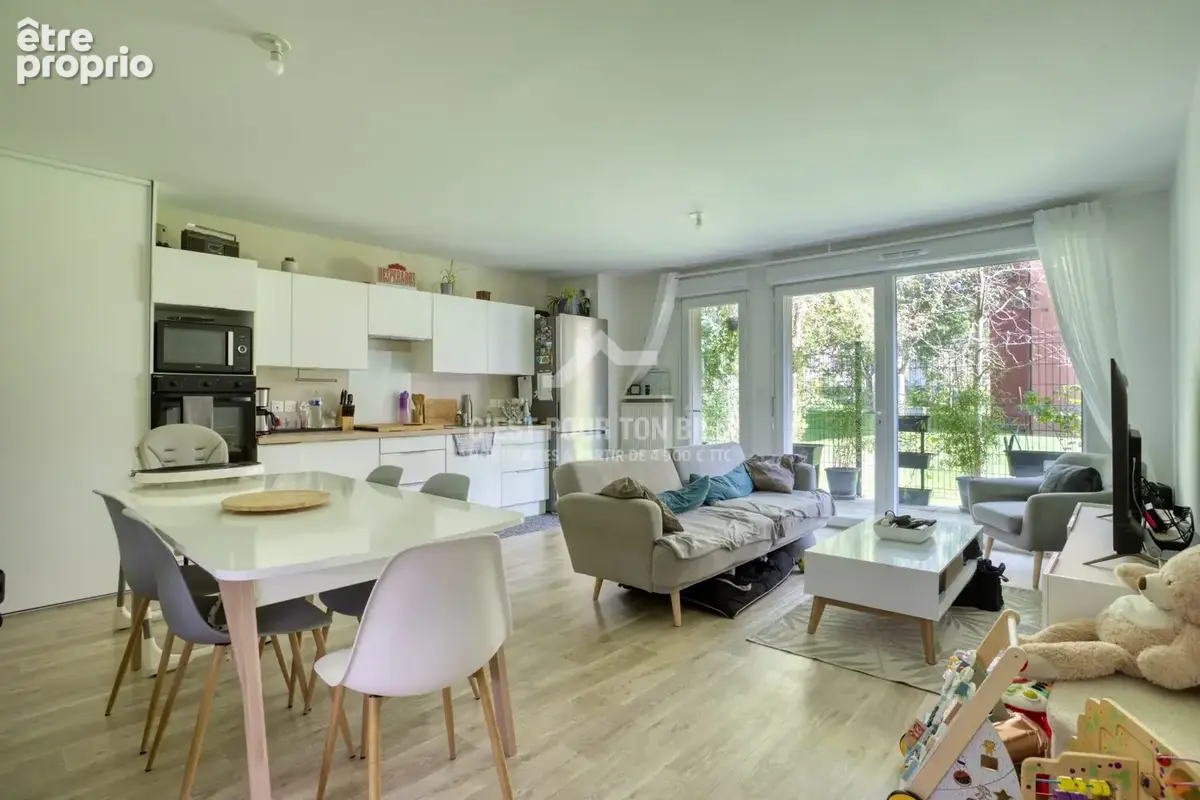 Appartement à LEZENNES