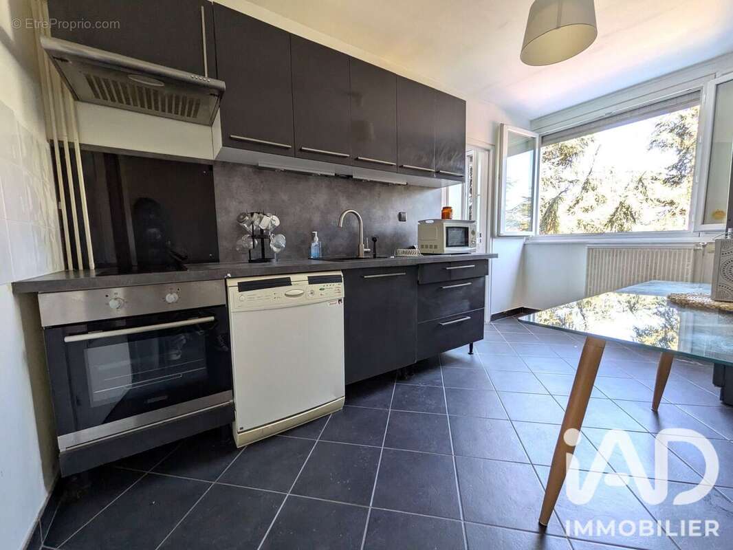 Photo 8 - Appartement à SAINT-ETIENNE