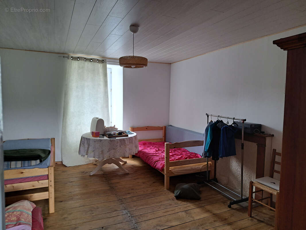 Appartement à MAZET-SAINT-VOY