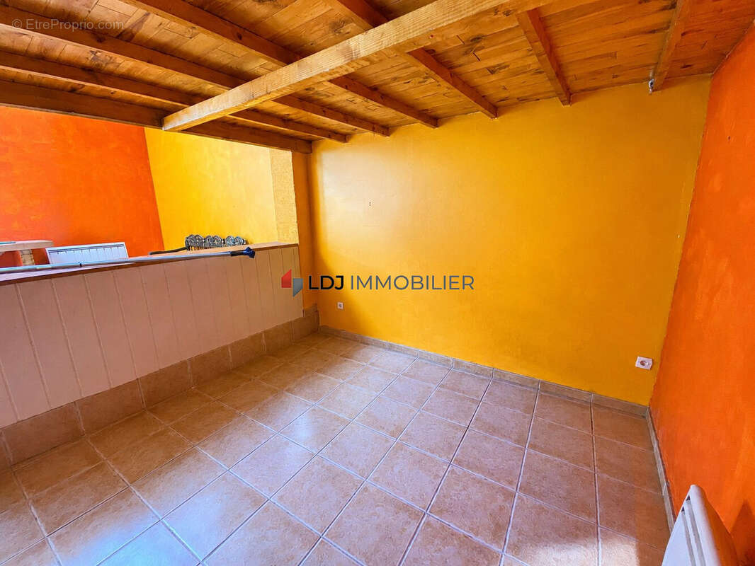 Appartement 90 m² à Thuir  - photo 6