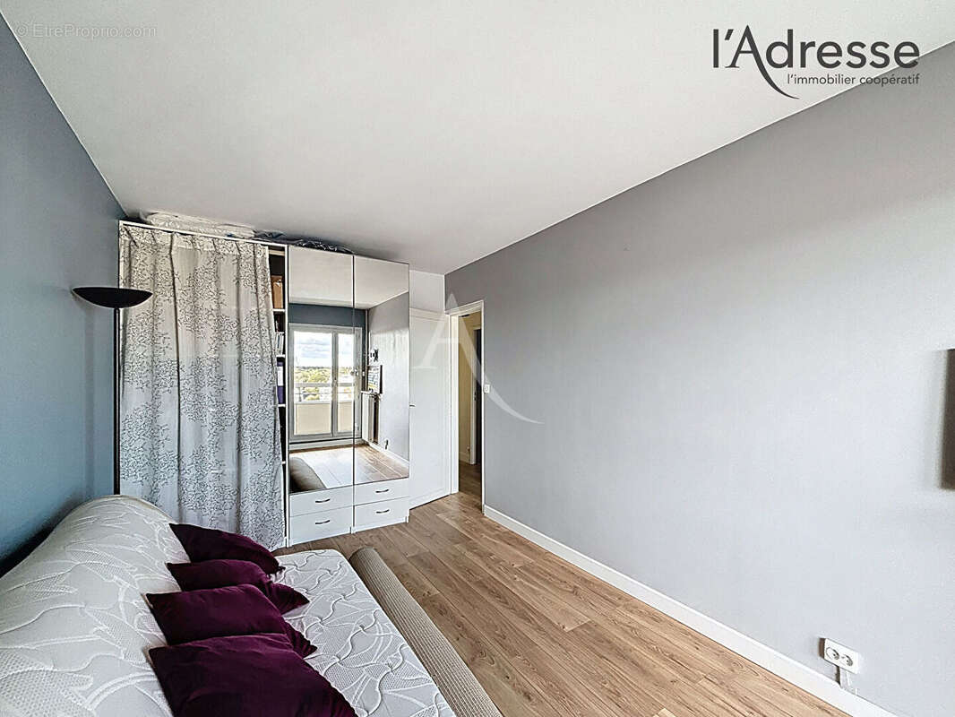Appartement à SURESNES