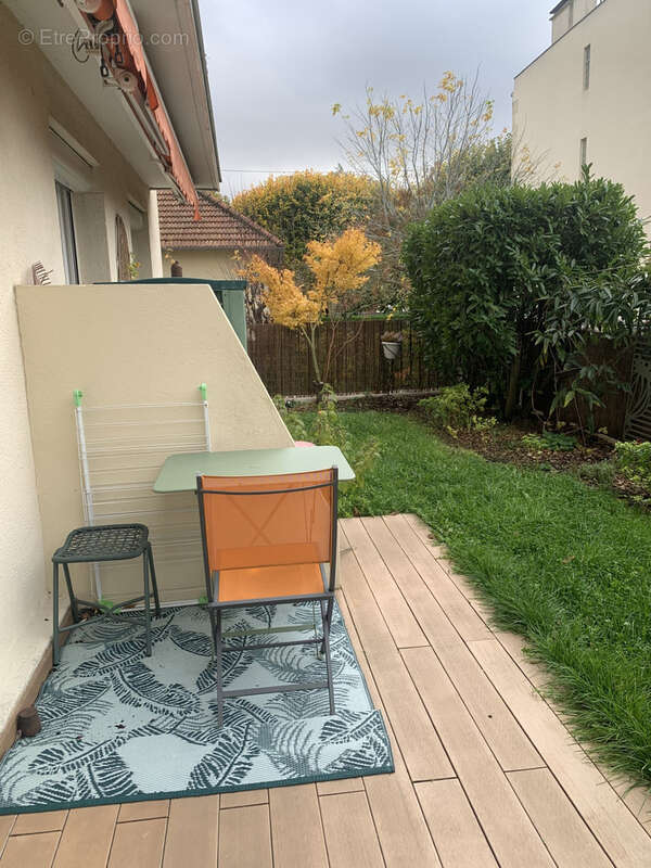 Appartement à SAINT-MAUR-DES-FOSSES