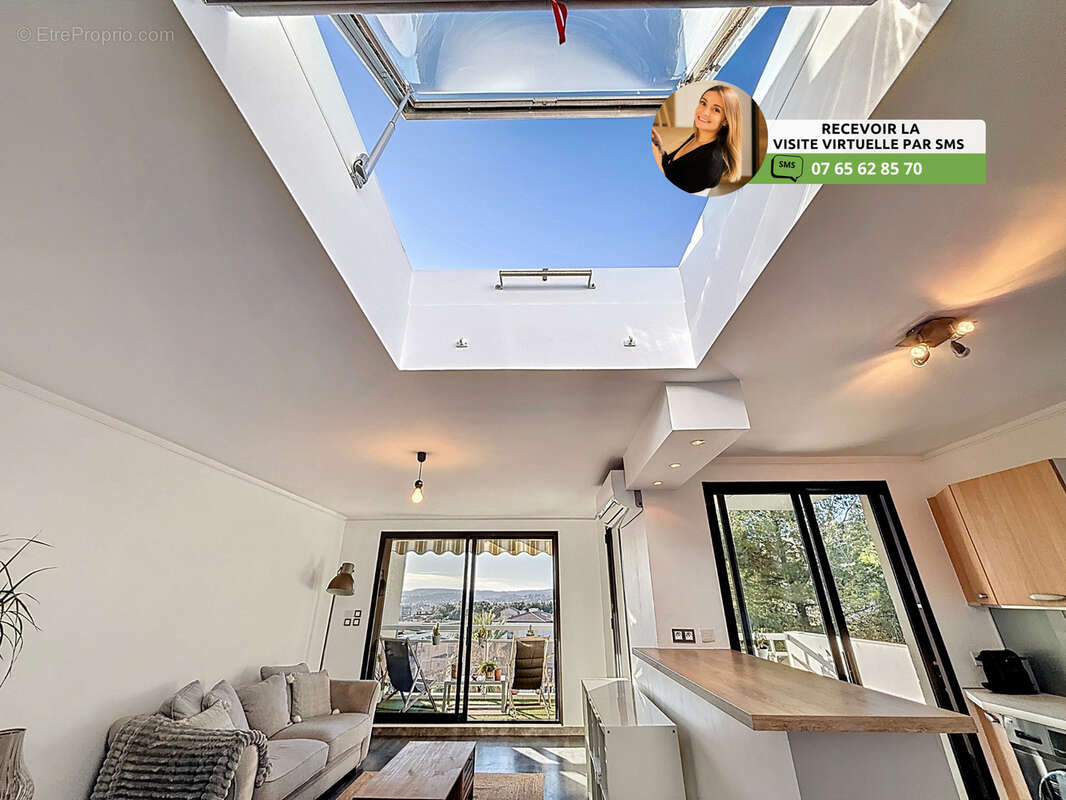 Appartement à SAINT-LAURENT-DU-VAR
