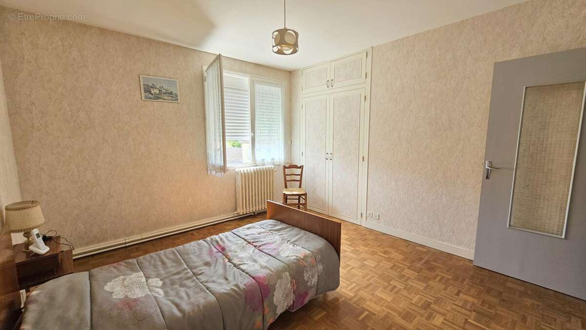 Maison à MAULEVRIER