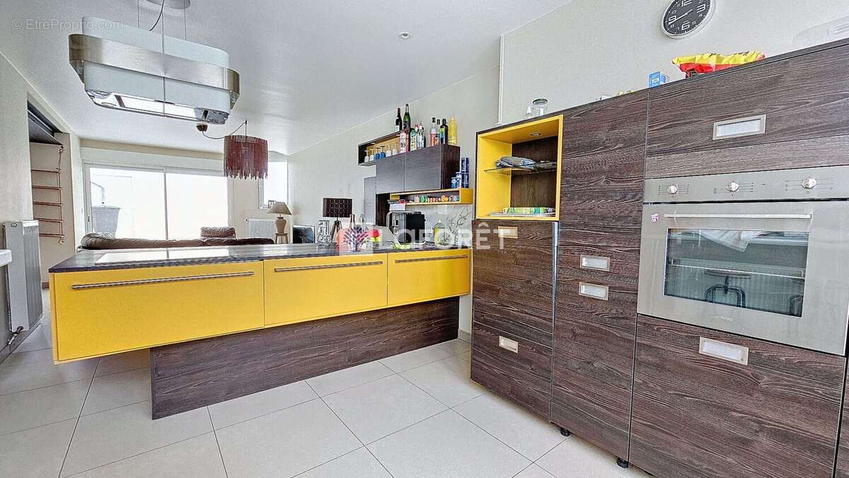 Maison à SAINT-QUENTIN