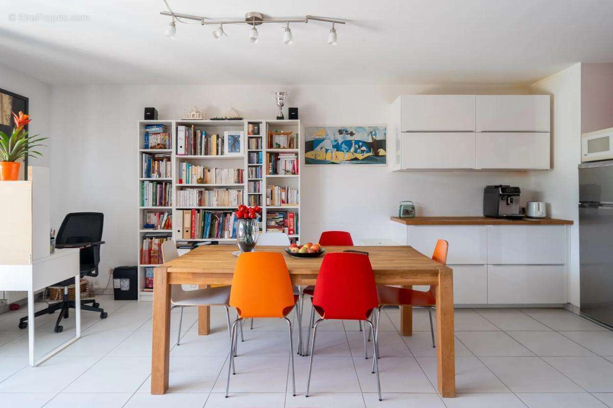 Appartement à MARSEILLE-13E