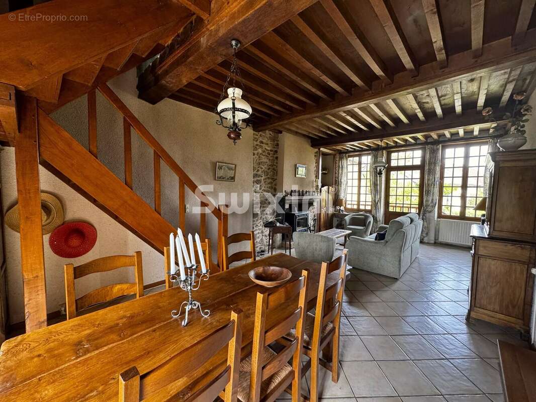 Maison à DOMECY-SUR-CURE