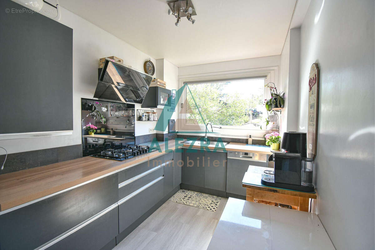 Appartement à LA CELLE-SAINT-CLOUD