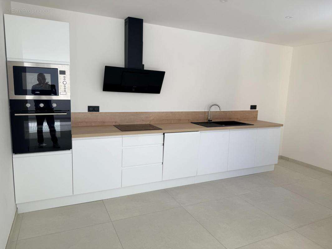 Maison à LEZIGNAN-CORBIERES