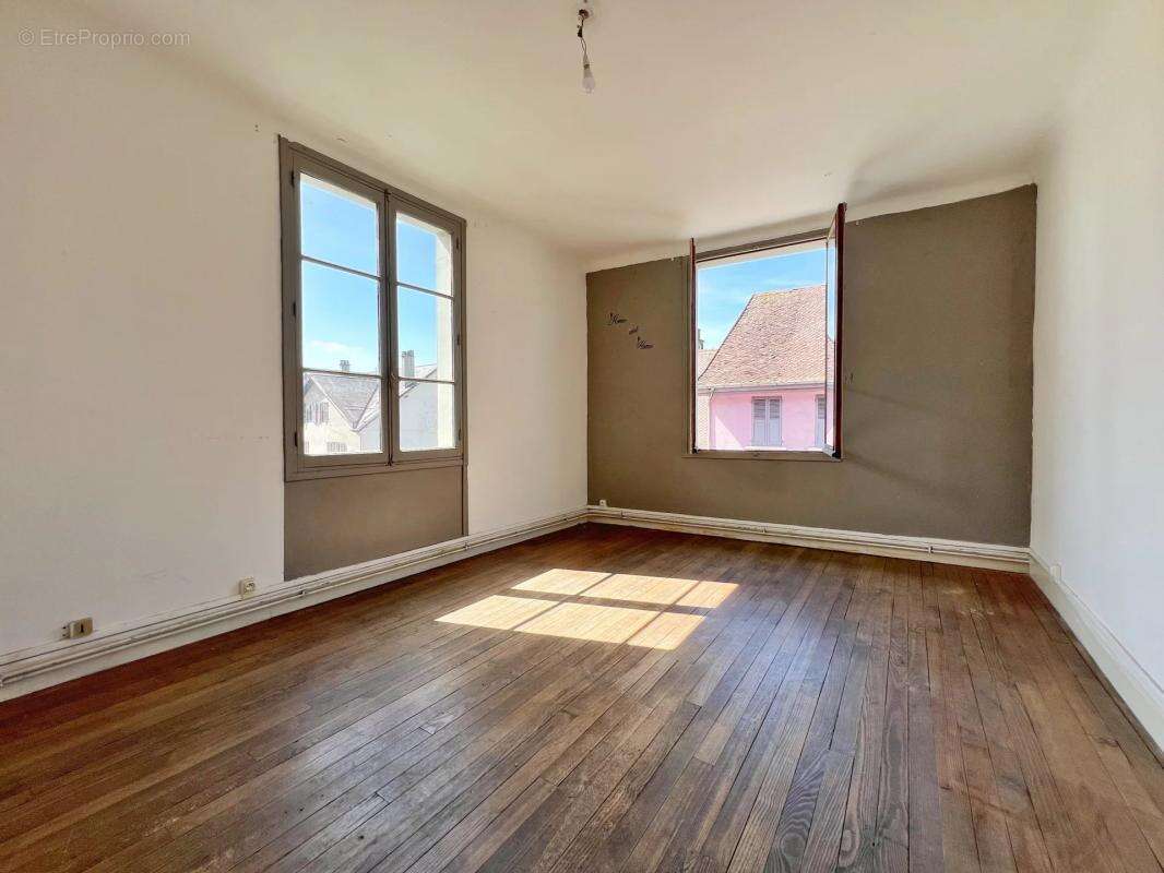 Appartement à LE PONT-DE-BEAUVOISIN